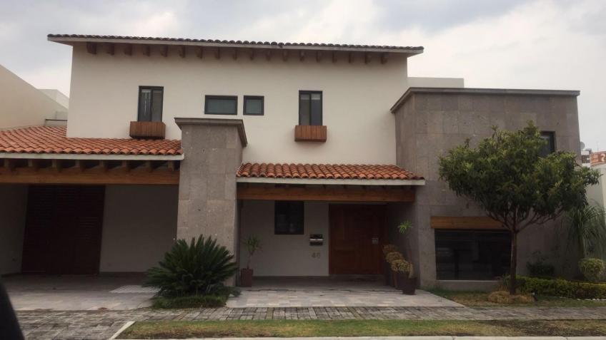 Casa en Venta, LOMAS DE ANGELÓPOLIS CLUSTER 444  | Se encuentra ubicado en Angelópolis, Puebla | Vendo y Rento