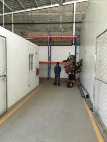 Bodega en Renta, COL. EL TLACUACHE PONIENTE, LEÓN GUANAJUATO # | Se encuentra ubicado en COL. EL TLACUACHE PONIENTE, LEÓN GUANAJUATO | 