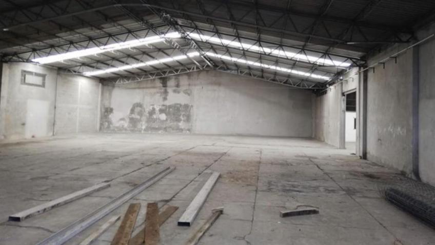 Bodega en Renta, 4 ORIENTE  A UNA CUADRA DEL PARQUE ECOLÓGICO + | Se encuentra ubicado en Resurgimiento, Puebla | Venta y renta en Puebla