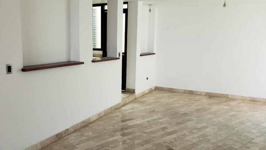 Casa en Renta, FARCC.PONTEVEDRA | Se encuentra ubicado en Boulevard atlixco , Puebla | Vendo y Rento
