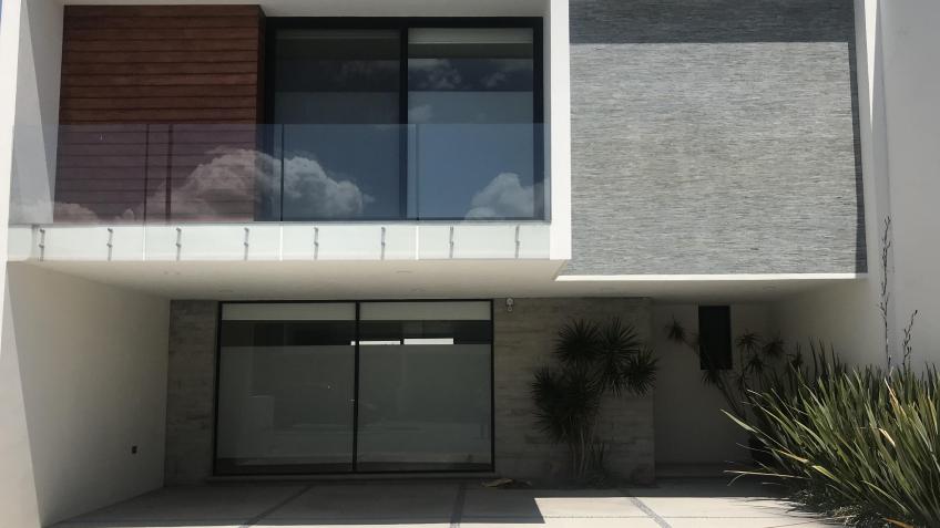Casa en Renta,  MALLORCA PARK ## | Se encuentra ubicado en San Andrés Cholula, Puebla | Vendo y Rento