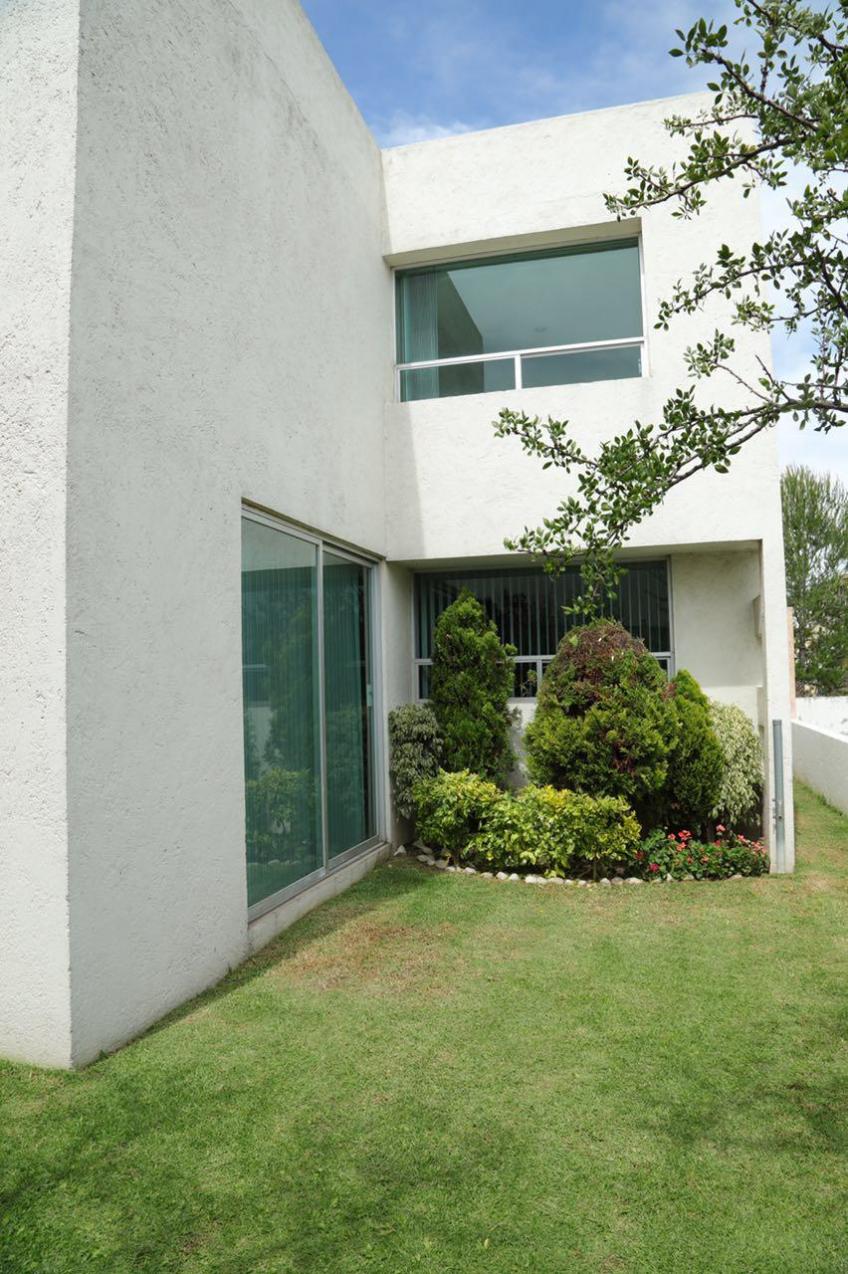 Casa en Renta, SENDA DEL SOL - ZEREZOTLA # | Se encuentra ubicado en San Pedro Cholula, Puebla | Vendo y Rento