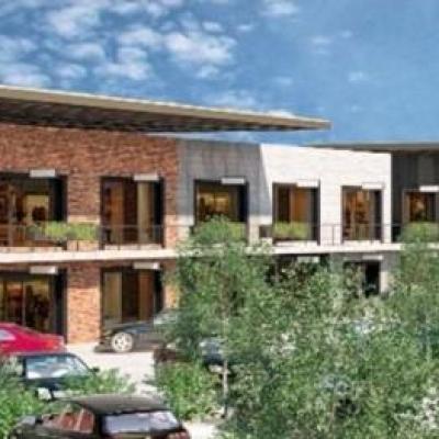 OUTLET CITY CENTER ANGELÓPOLIS  LOCALES EN ESQUINA PA ## | Vendo y Rento