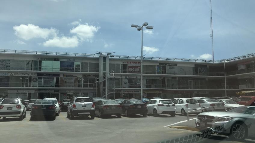Local en Renta, PLAZA SAN JOSE + | Se encuentra ubicado en Boulevard atlixco , Puebla | 