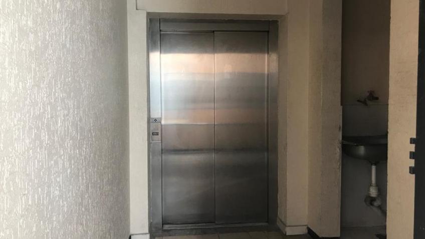 Oficina en Renta, CENTRO HISTÓRICO - PISO 5 - EDIFICIO WOOLWORTH ## | Se encuentra ubicado en centro, Puebla | 