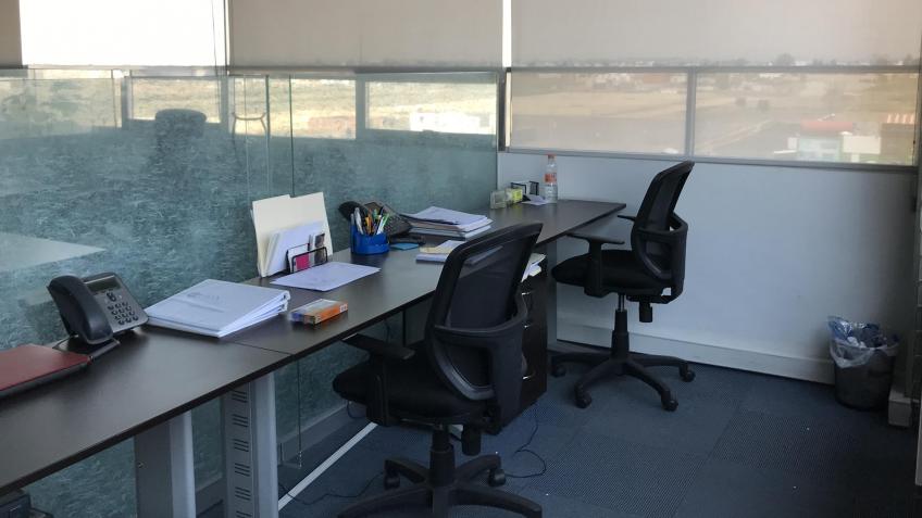 Oficina en Renta, OSA MENOR RESERVA TERRITORIAL + | Se encuentra ubicado en Ciudad Judicial, atrás de Edificio Titanium , Puebla | 