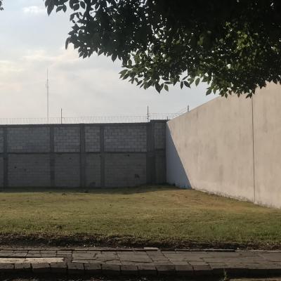 PUERTA DE HIERRO + | Vendo y Rento