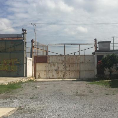 CASI ENFRENTE AUTLET PREMIER , CALLE MIRADOR   ++ | Vendo y Rento